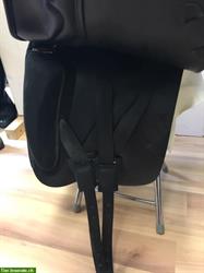 Bild 2: Butterfly Dressursattel 17&quot; zu verkaufen