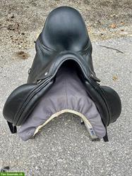 Bild 2: Meyer Dressursattel 17 Zoll, super bequem!