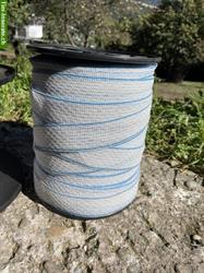 Bild 1: Weidezaunband Hauptner, blau und schwarz 40mm breit