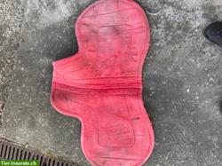 Bild 2: Rote Pony Schabracke aus Frottee zu verkaufen