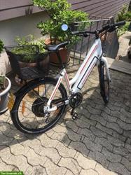 Stromer e-Bike ST1 mit gelber Nummer, 35 km/h