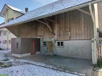 Bieten Pferdeboxen für Teil/Selbstversorger im Thurgau