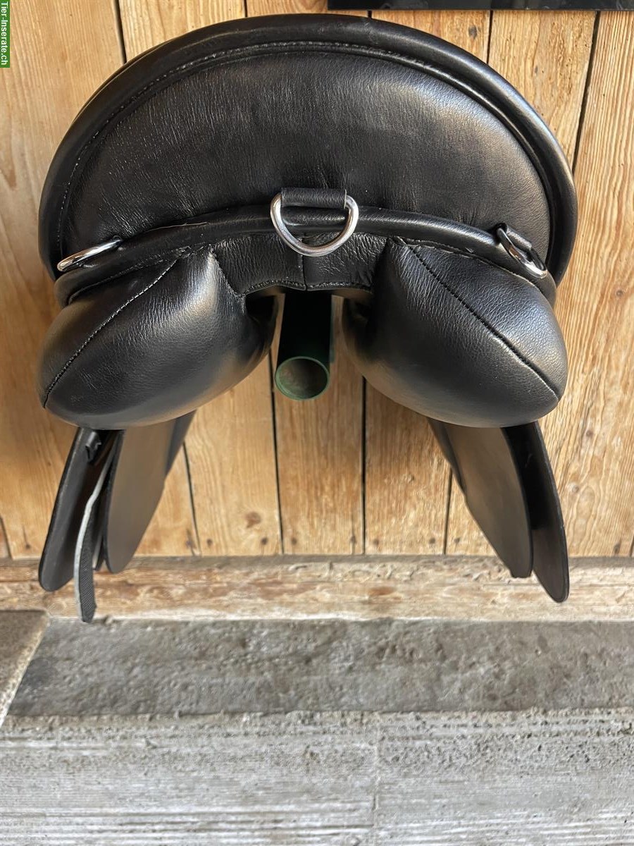Bild 6: EQUES Sella Plus 17 Zoll / Trekking Sattel 18 Zoll