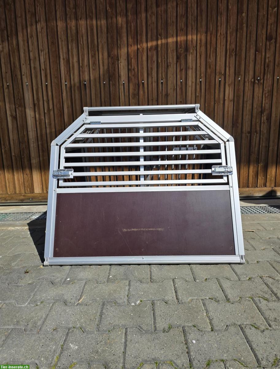 Bild 4: Schmidt Hundebox Massanfertigung VW Touran / Seat Alhambra