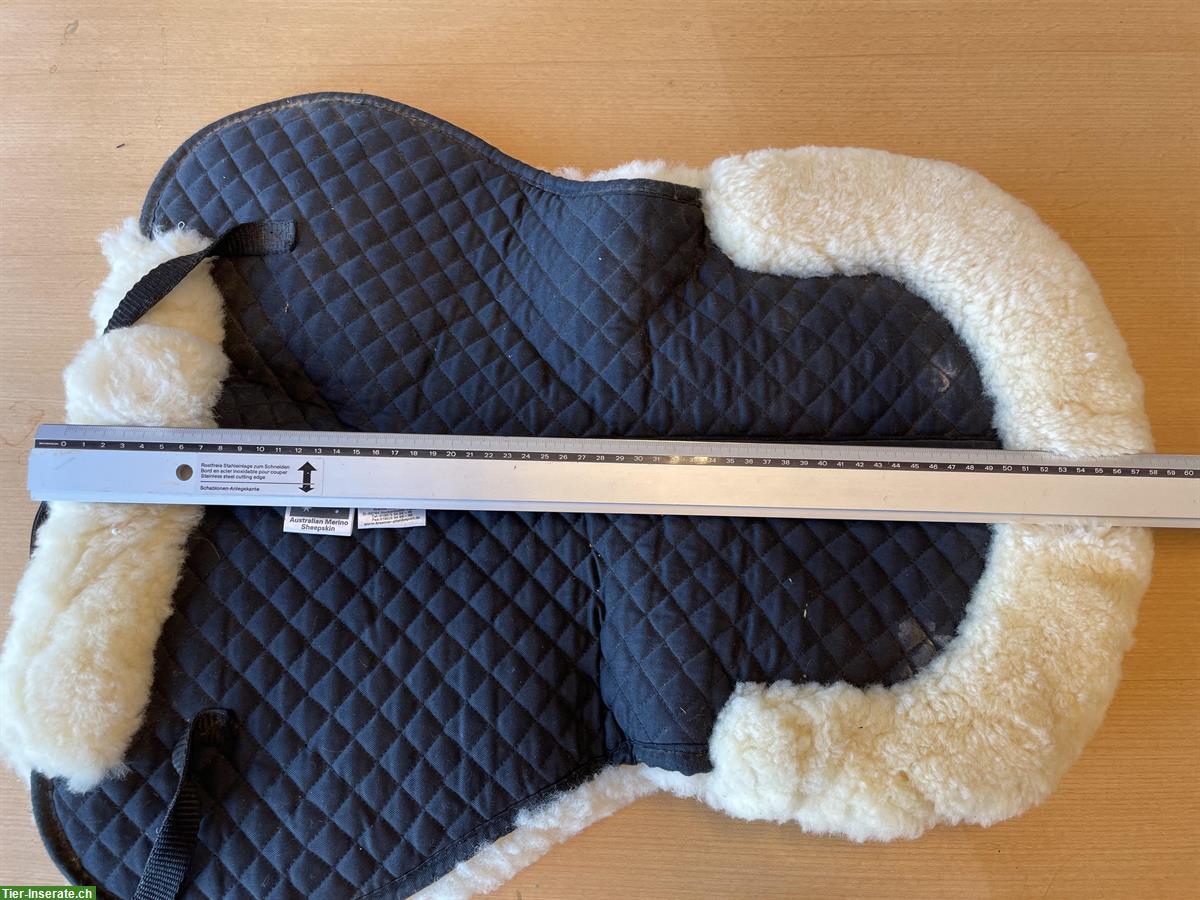 Lammfell Schabracke für Spring- oder Dressursättel