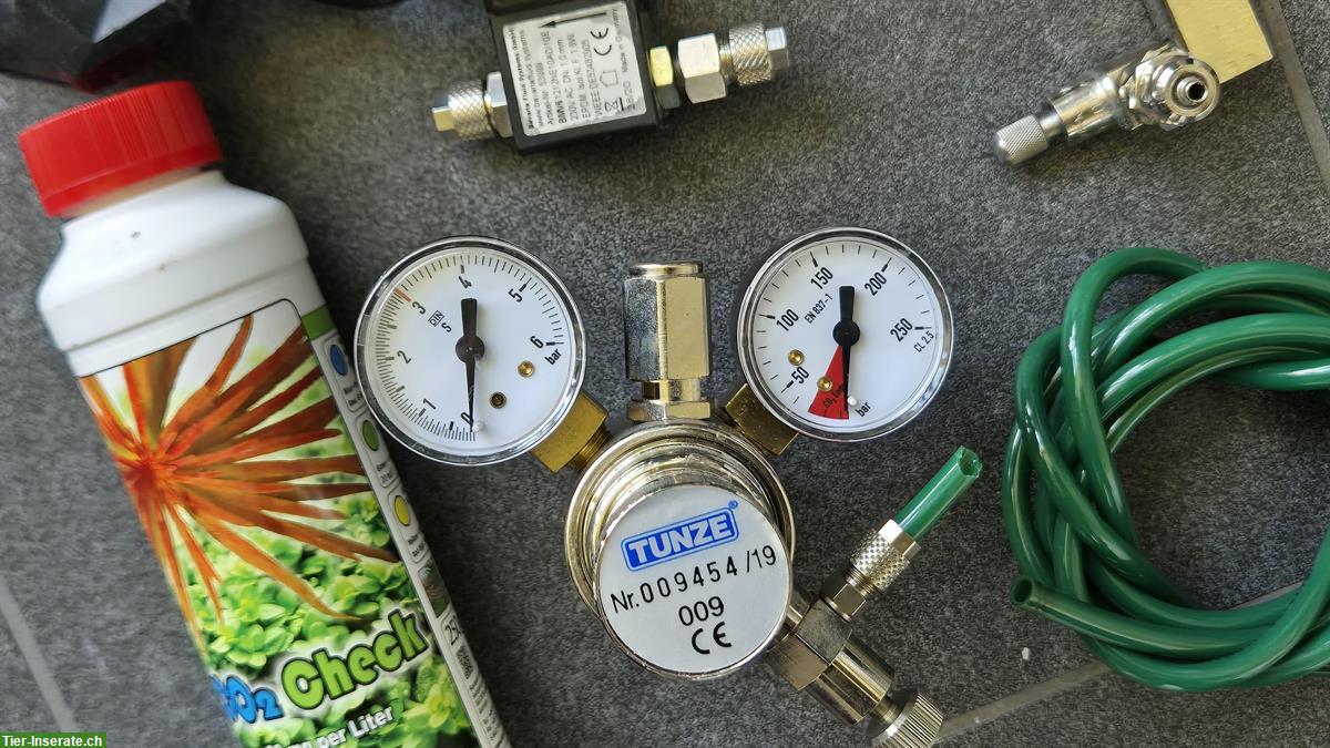 Bild 2: Tunze CO2 Druckminderer plus Zubehör