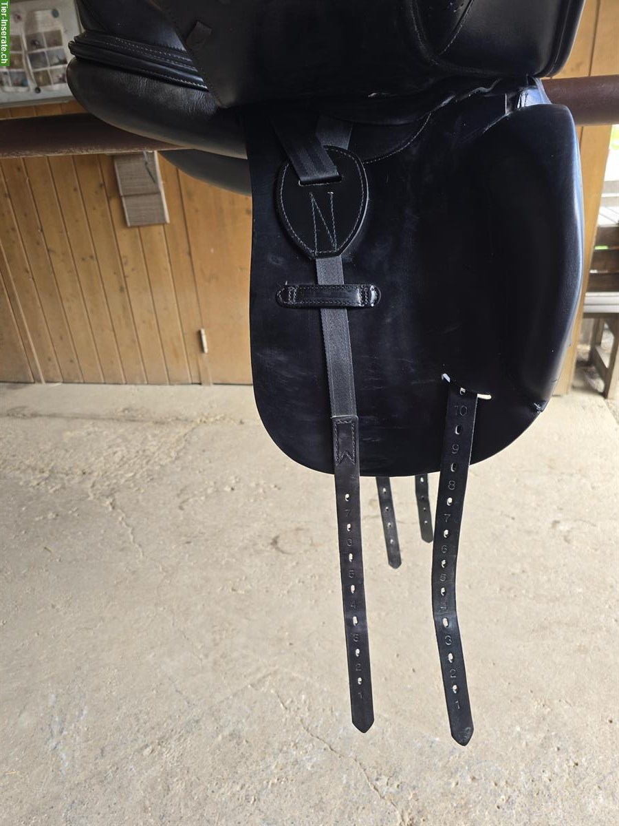 Bild 4: Prestige DX 2 Dressursattel – 18 Zoll zu verkaufen