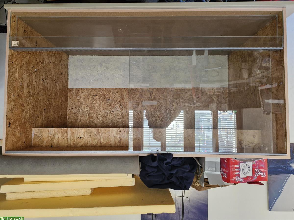 Grosses OSB Terrarium 150x80x80cm sehr günstig zu verkaufen