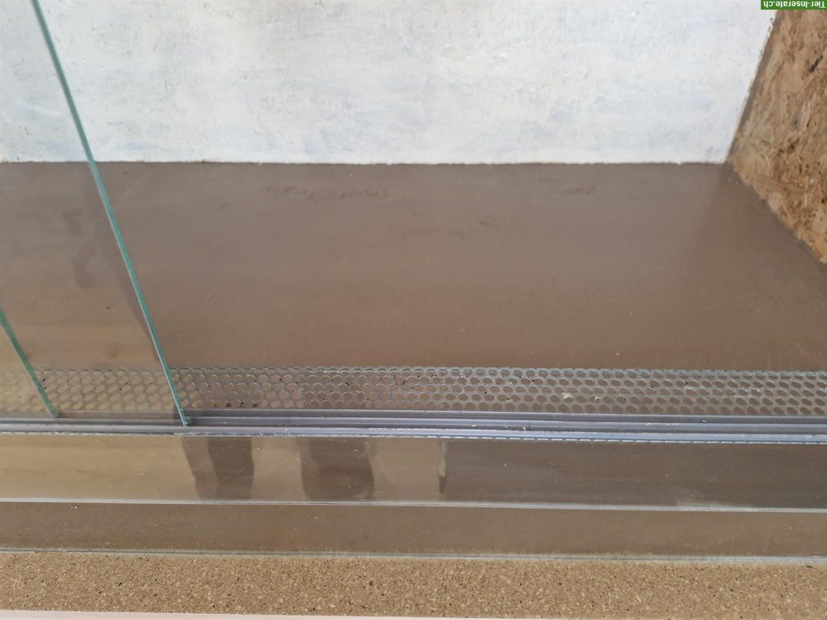 Bild 2: Grosses OSB Terrarium 150x80x80cm sehr günstig zu verkaufen