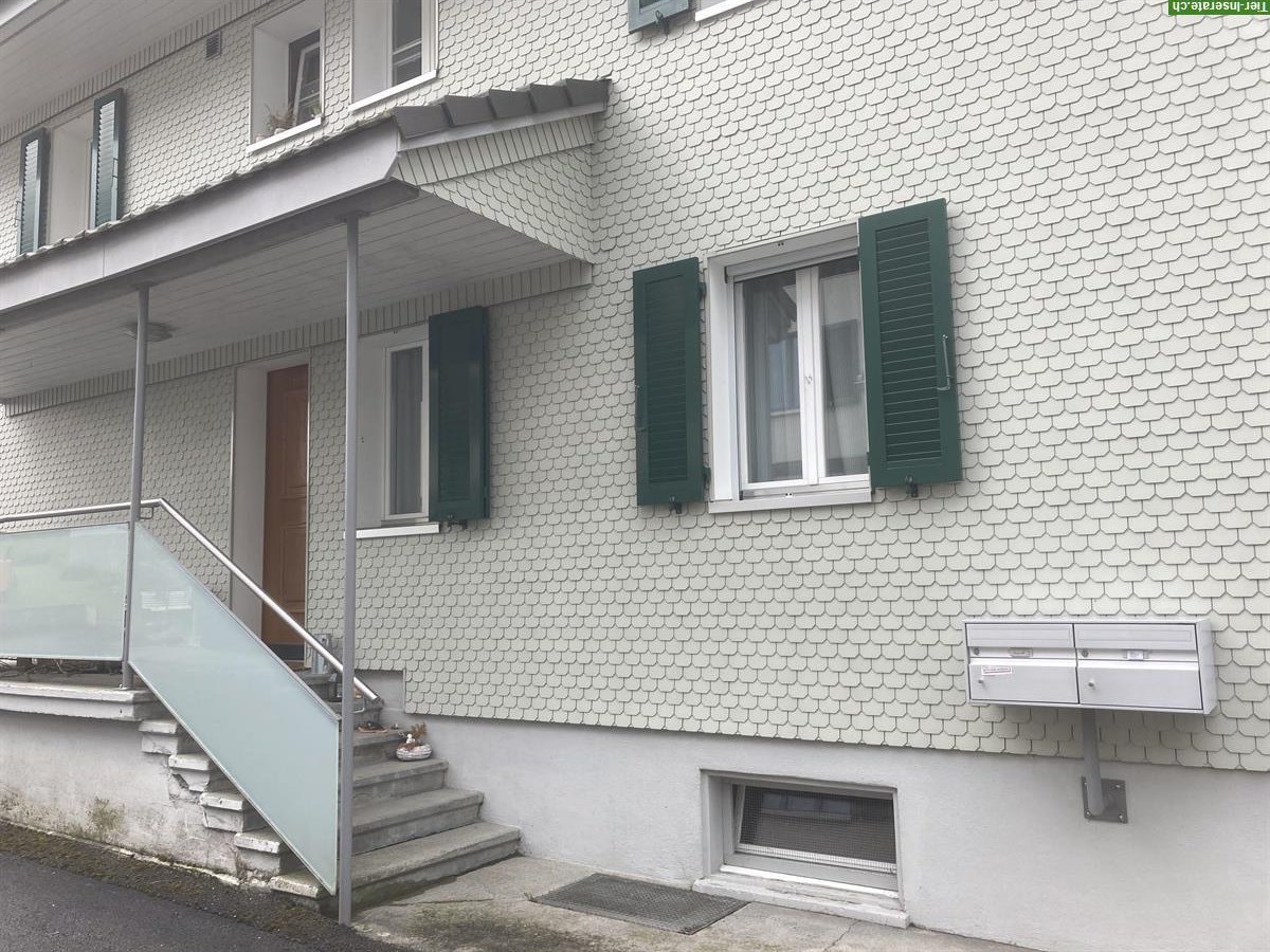 Bild 2: Bieten 3.5 Zimmer Wohnung auf Pferdebetrieb
