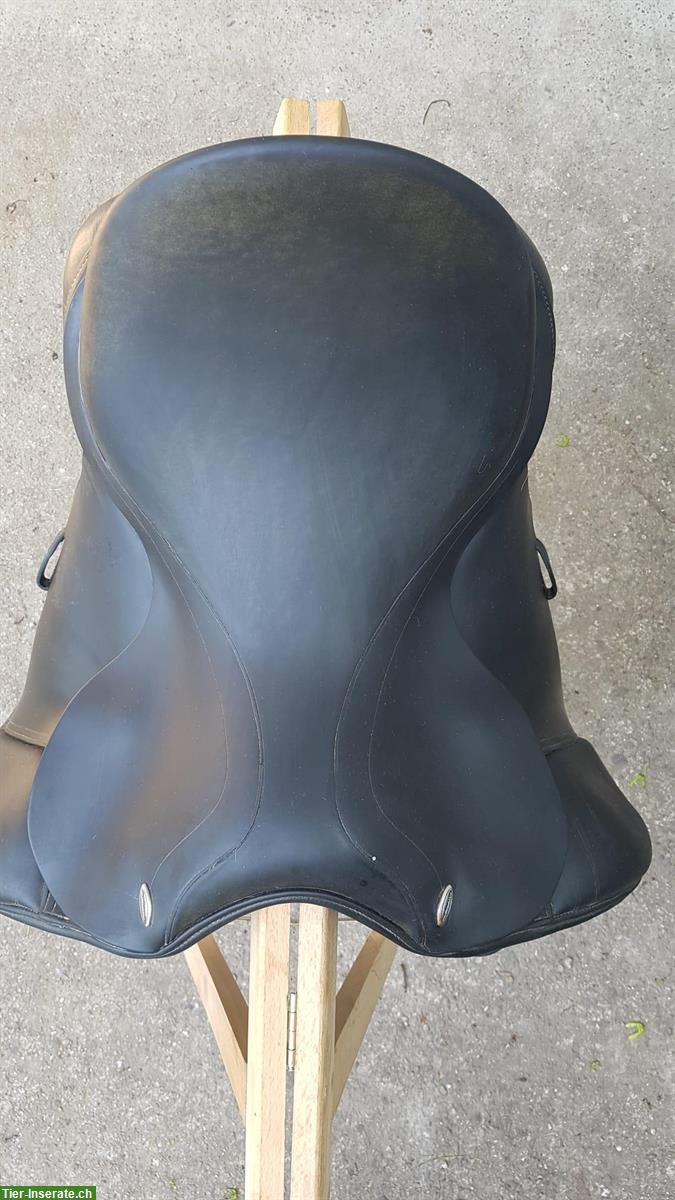 Bild 4: Dressursattel Equinomic, Sitzgrösse 17 Zoll