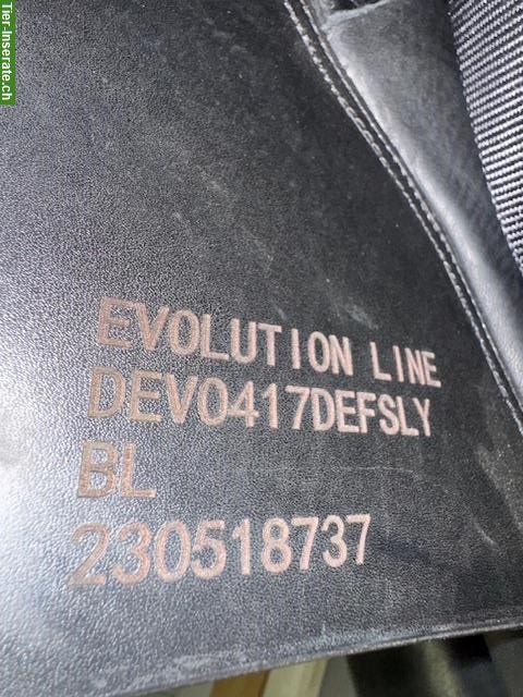 Bild 3: Ikonic Dressursattel Evolution, schwarz DEV04
