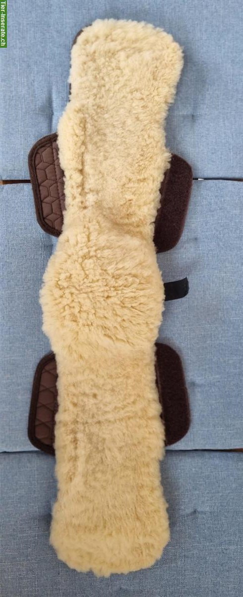 Mattes Lammfell Sattel Kurzgurt 65cm