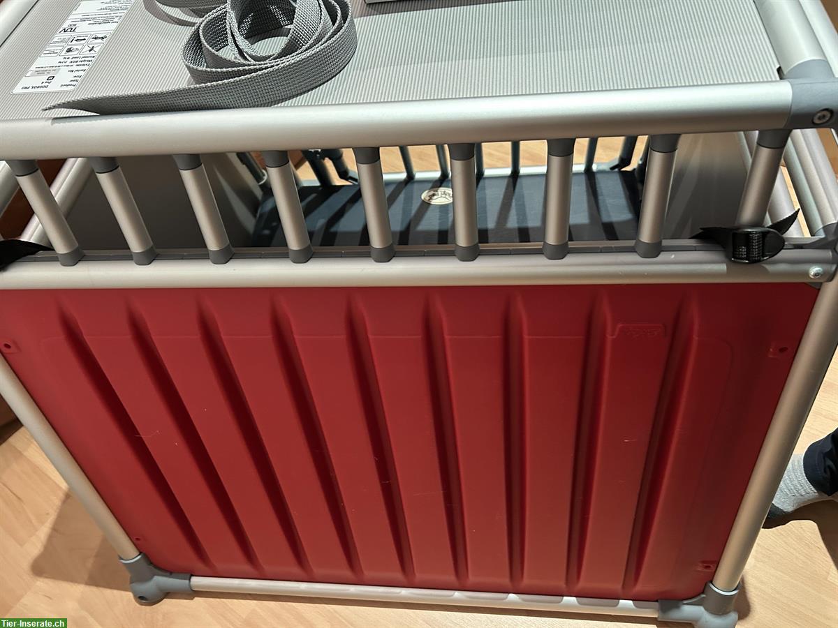Bild 10: Hunde Transportbox 4Pets Pro M mit Zubehör