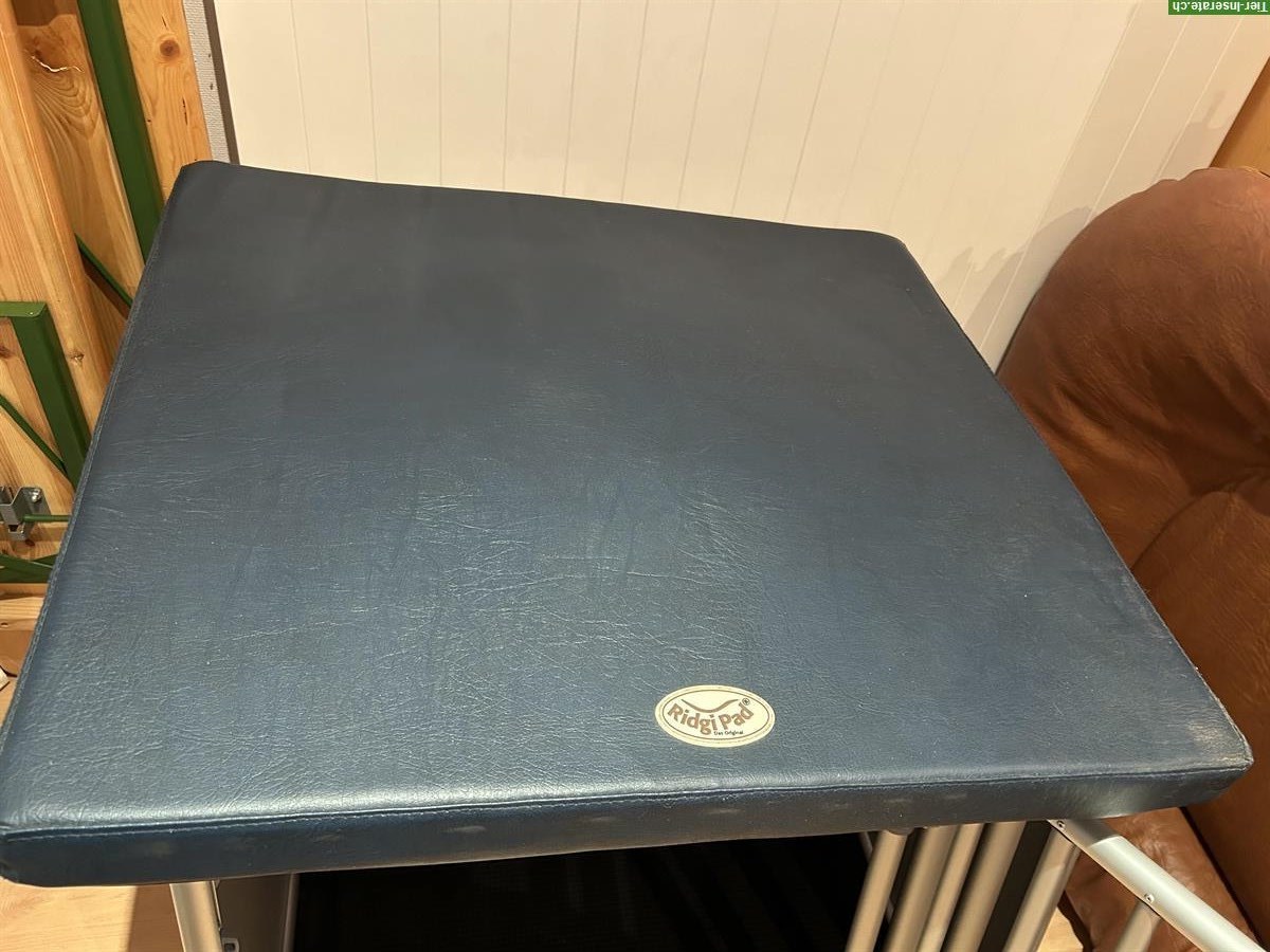 Bild 9: Hunde Transportbox 4Pets Pro M mit Zubehör