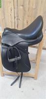Dressursattel Stübben Euphoria in schwarz