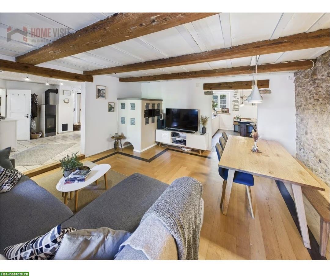 Bild 3: 5.5-Zimmer Wohnung in Bauernhaus inklusive Pferdestall
