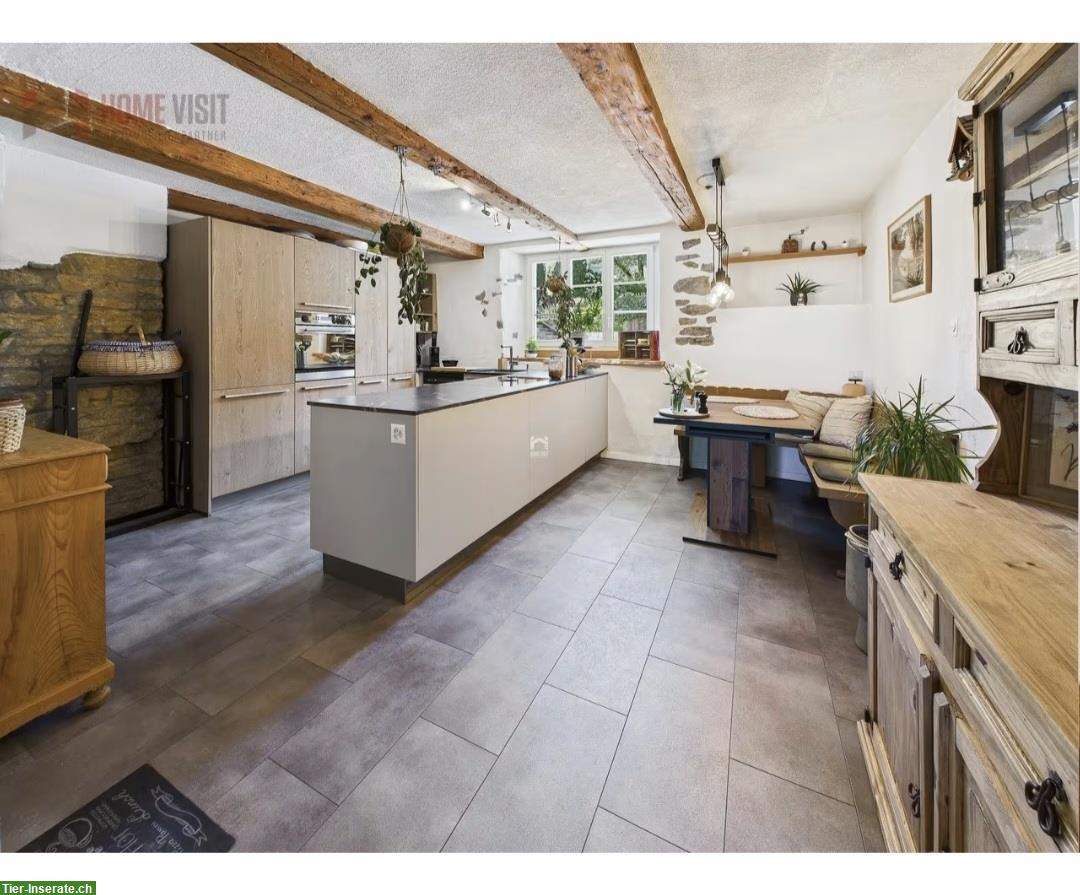 Bild 5: 5.5-Zimmer Wohnung in Bauernhaus inklusive Pferdestall