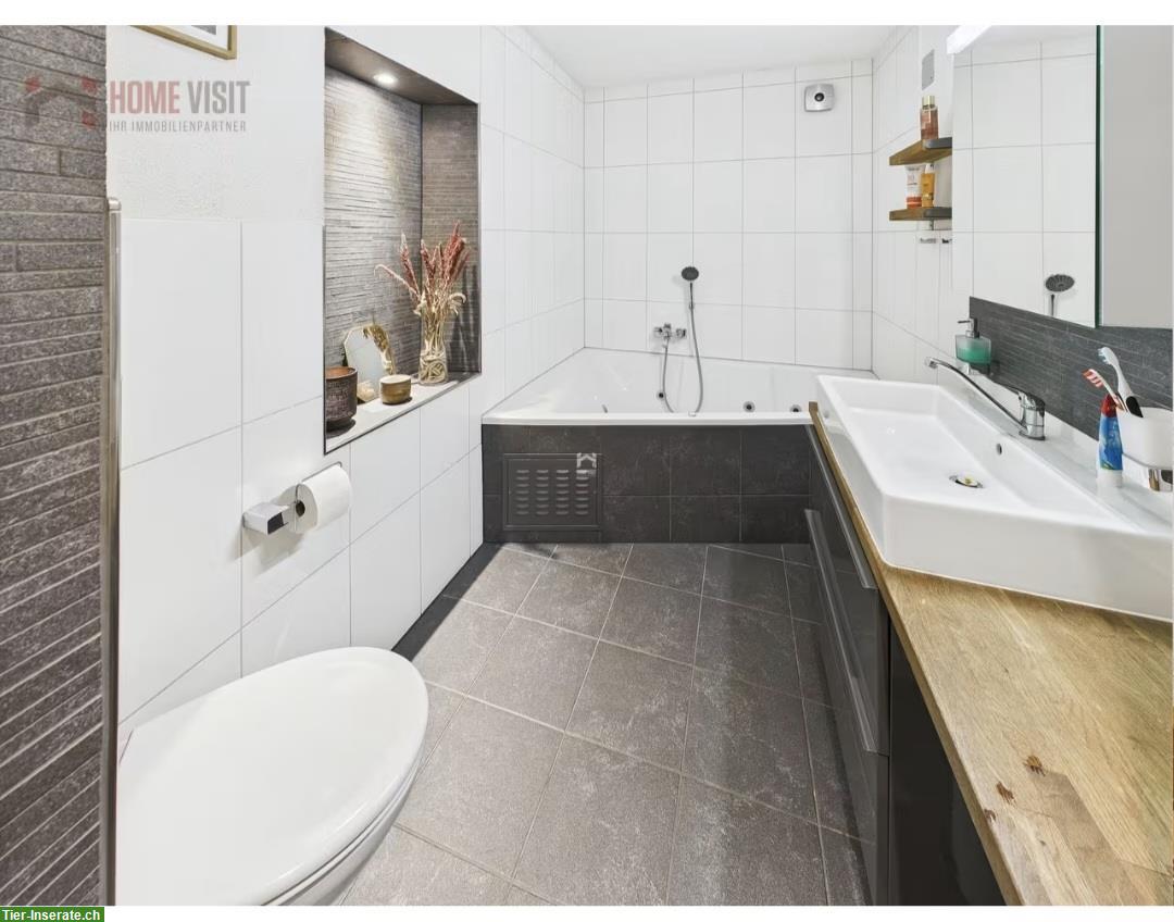Bild 7: 5.5-Zimmer Wohnung in Bauernhaus inklusive Pferdestall