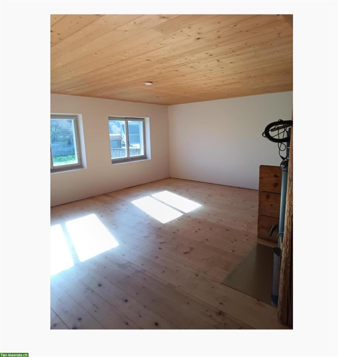 Bild 9: 3,5 - Zimmer Haus (3-Stöckig) mit Pferdestall und Weide zu vermieten
