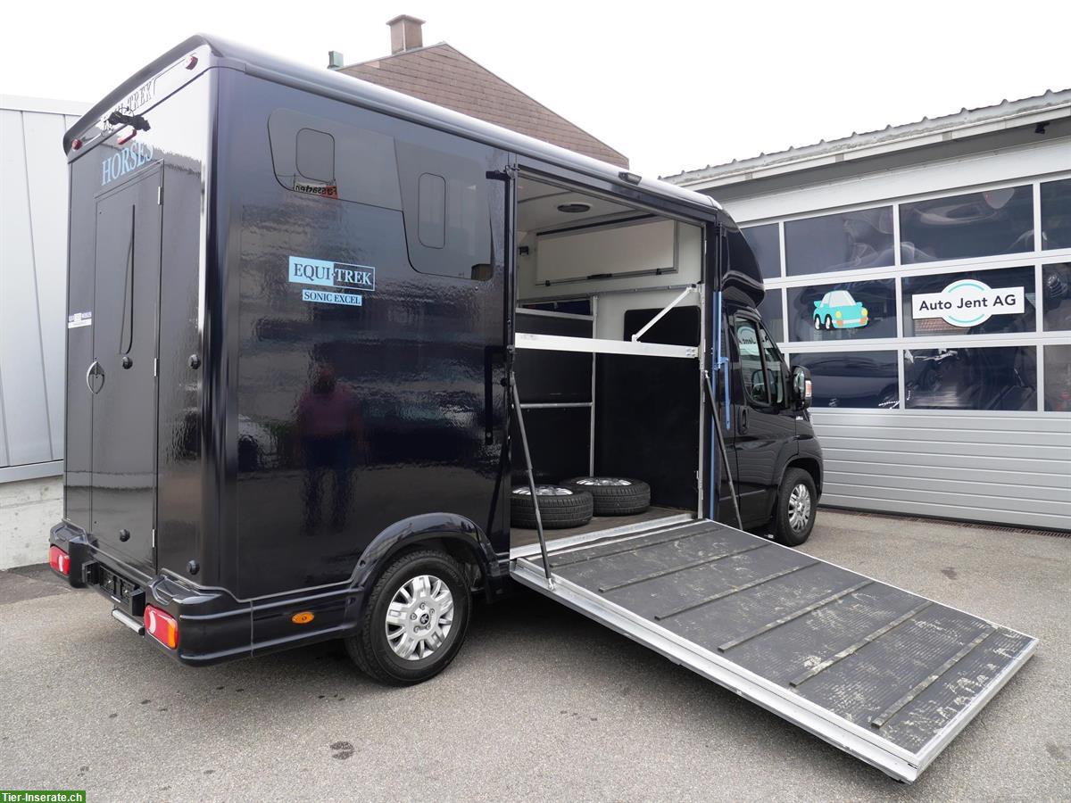 Bild 3: Selbstfahrer für Equi-Trek Sonic Pferdetransporter