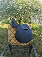 Ikonic VSD Evolution Comfort Vielseitigkeitssattel 17,5 Zoll