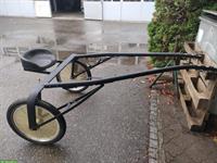 Pony Sulky mit Geschirr zu verkaufen