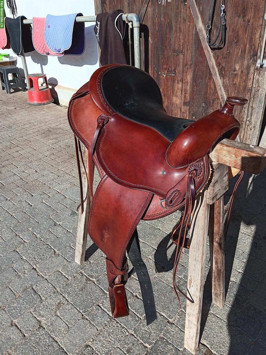 Bild 2: Deuber Westernsattel mit Zaum und Pad zu verkaufen