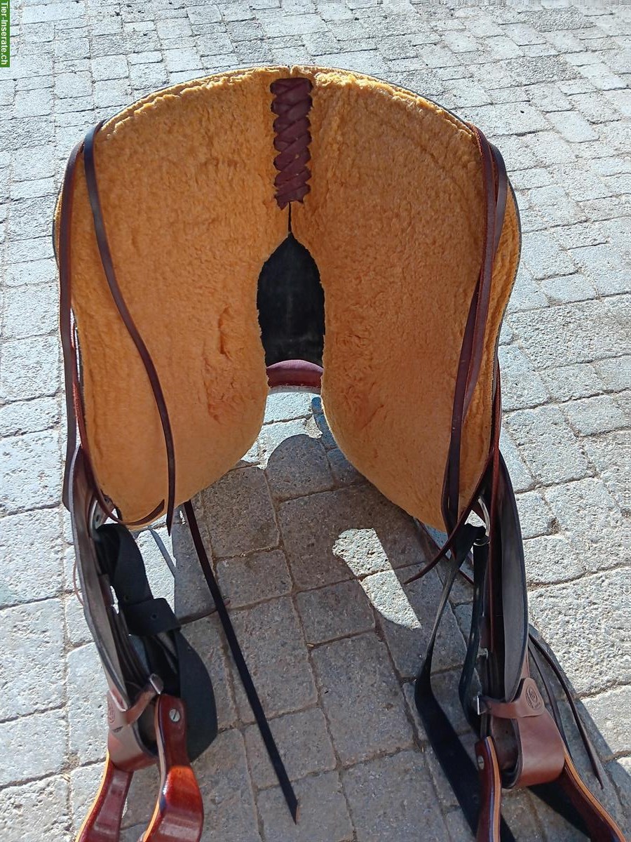 Bild 3: Deuber Westernsattel mit Zaum und Pad zu verkaufen