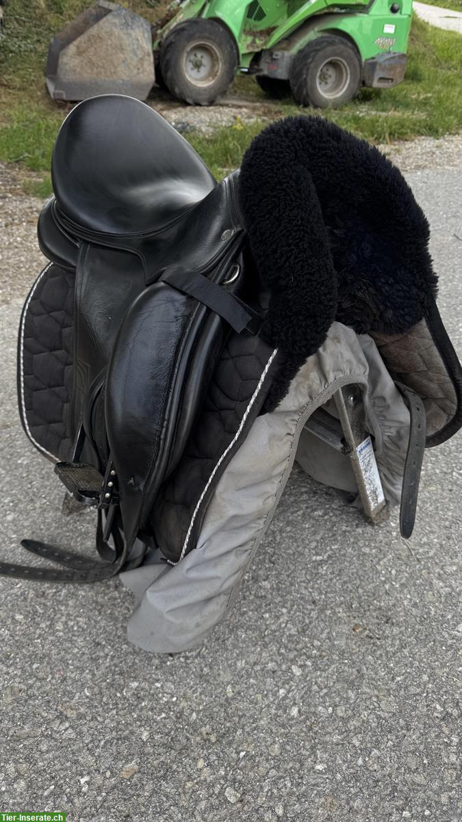 Bild 7: Dressursattel Luc Childeric, 17.5 Zoll, zu verkaufen