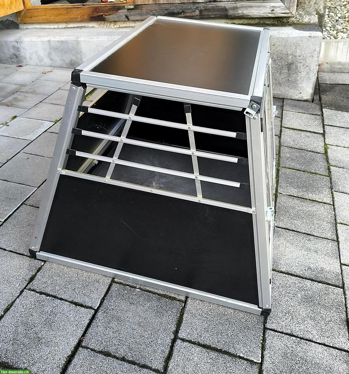 Bild 3: Auto-Hundebox / Doppelbox für Kofferraum zu verkaufen