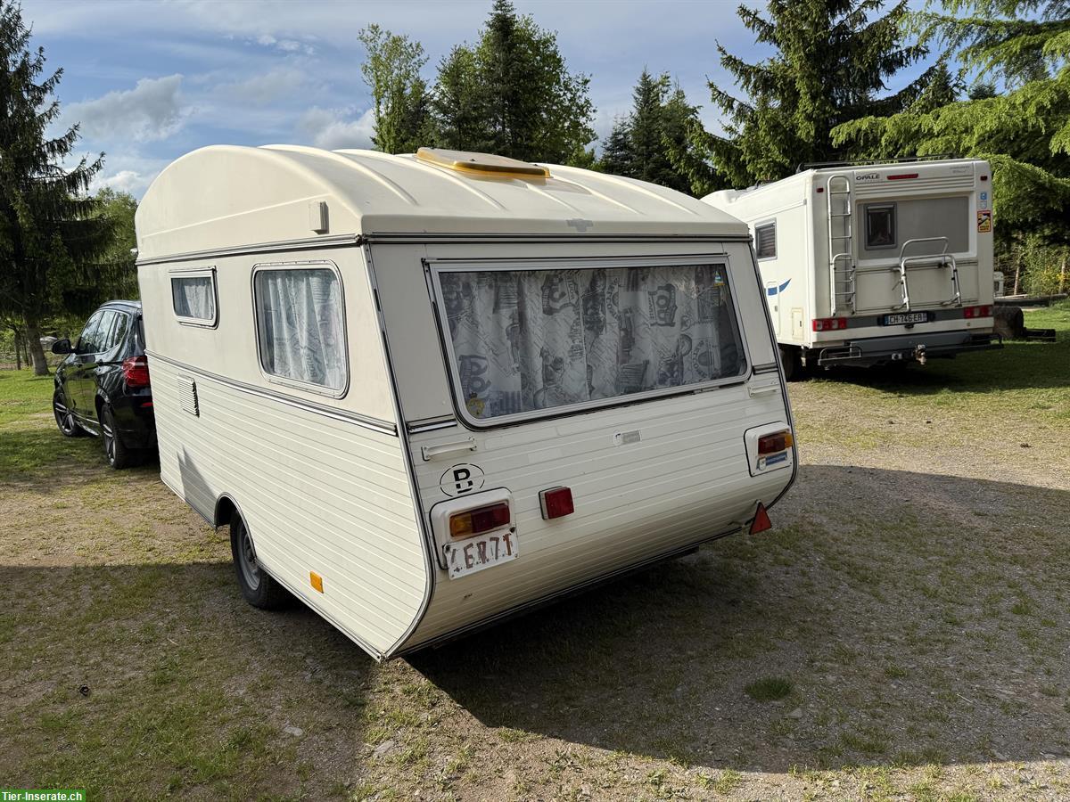 Bild 2: Wohnwagen Constructam Coral 1, renovierungsbedürftig