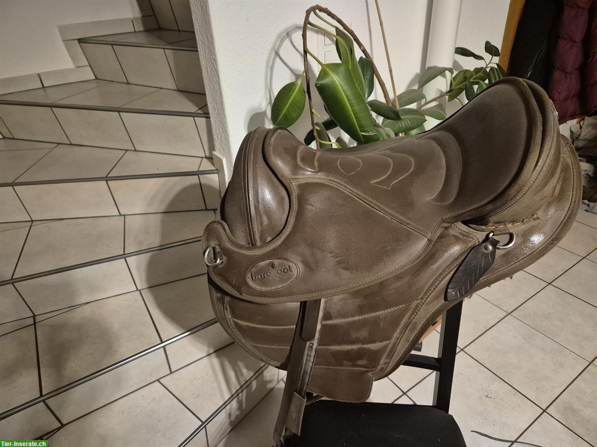 Bild 2: Westernsättel und Barefoot Sattel zu verkaufen