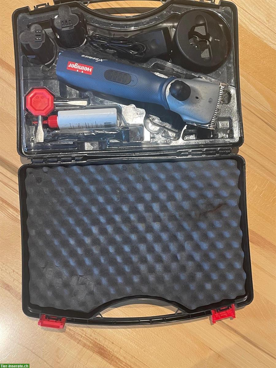 Bild 8: Heiniger Rinder- und Pferdeschermaschine sowie Kleintierschermaschine