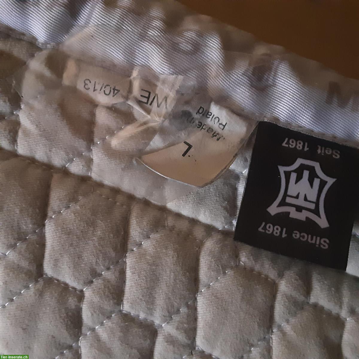 Bild 4: Mattes Pad mit Lammfell zu verkaufen