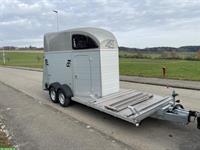 Occasion Humbaur Xanthos Kutsche 3000, 3-jährig