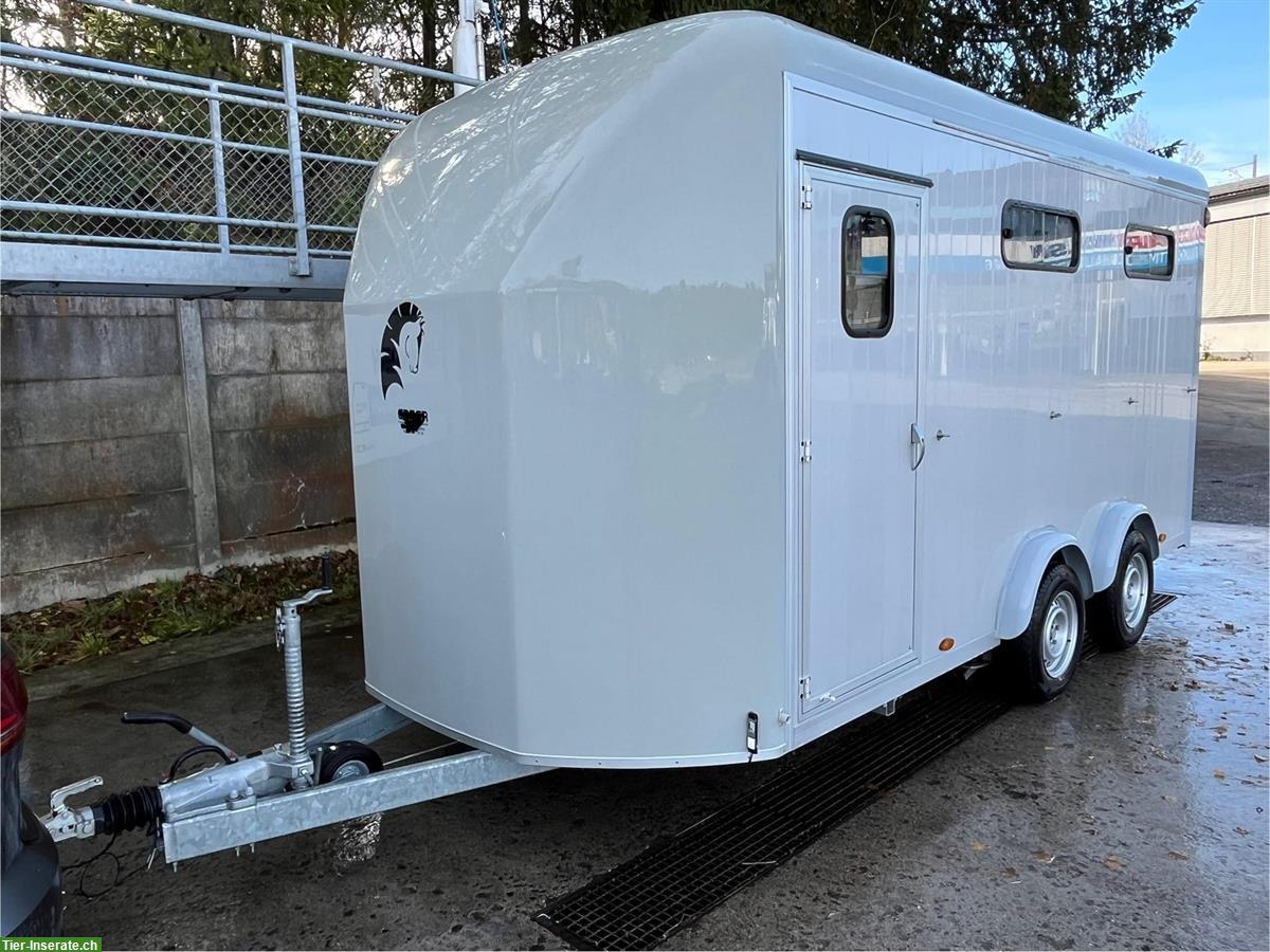 Cheval Liberte Optimax 4-Pferdeanhänger, neuwertig