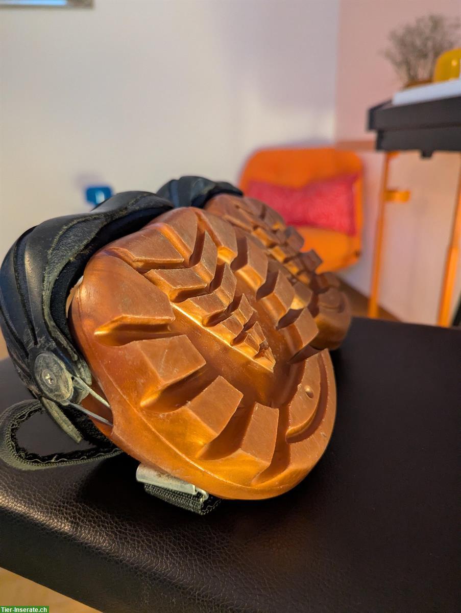 Bild 2: Hufschuhe Renegade Viper mit neuwertigen Schalen