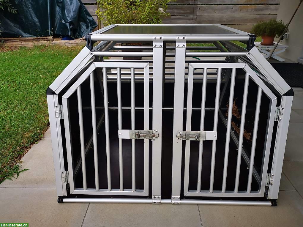 Doppelhundebox aus Alu mit Fluchttür zu verkaufen