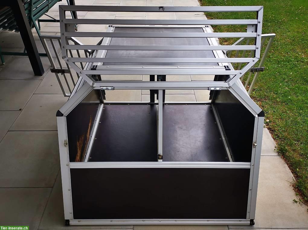 Bild 2: Doppelhundebox aus Alu mit Fluchttür zu verkaufen