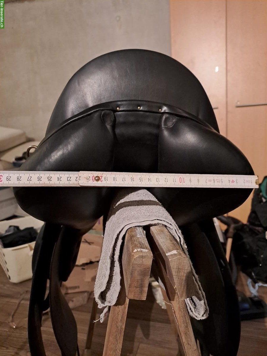 Bild 9: Labelle Dressursattel, schwarz, zu verkaufen