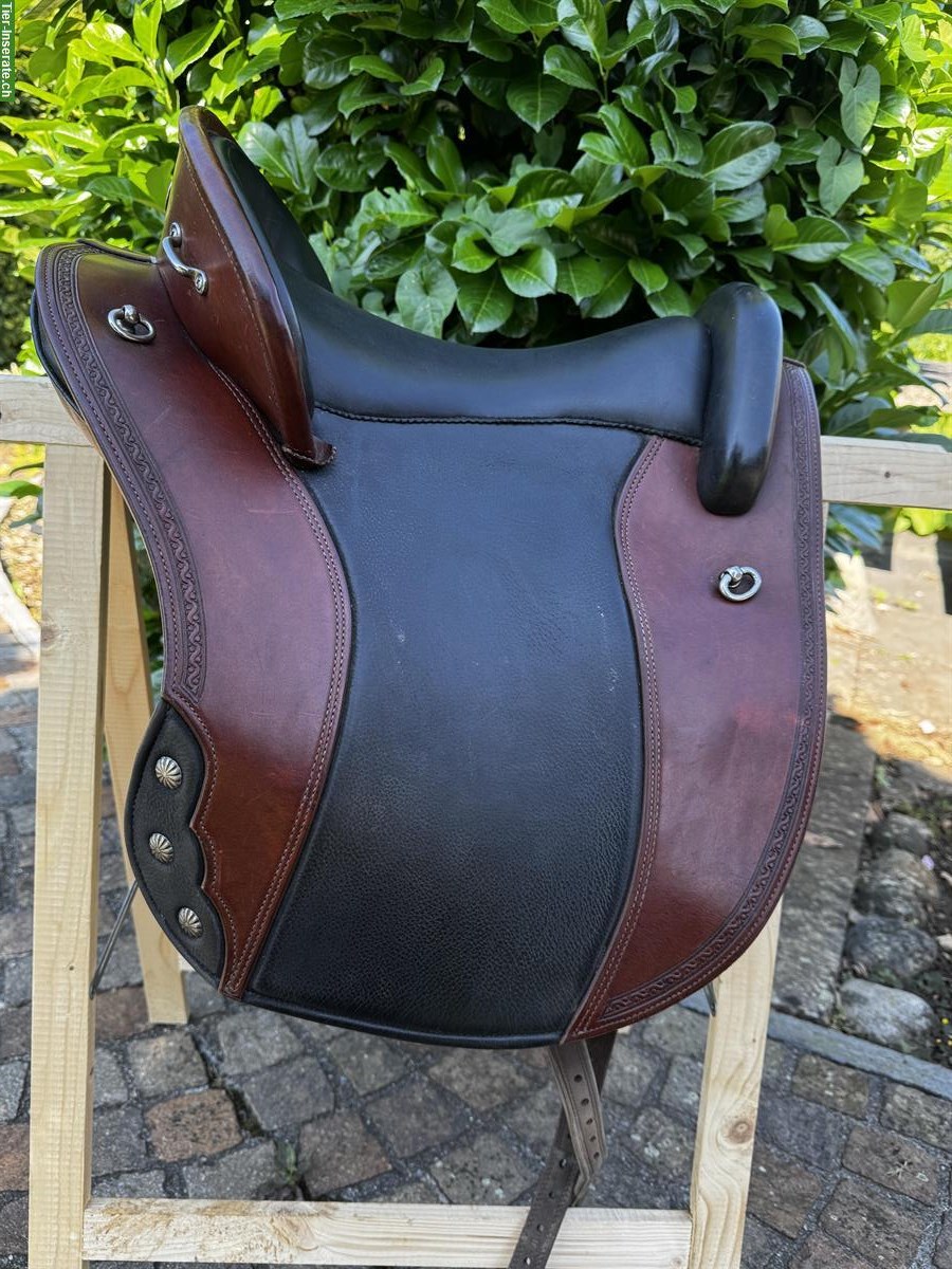 Bild 2: Barocksattel Ronda Deluxe 17.5 Zoll, Deuber & Partner