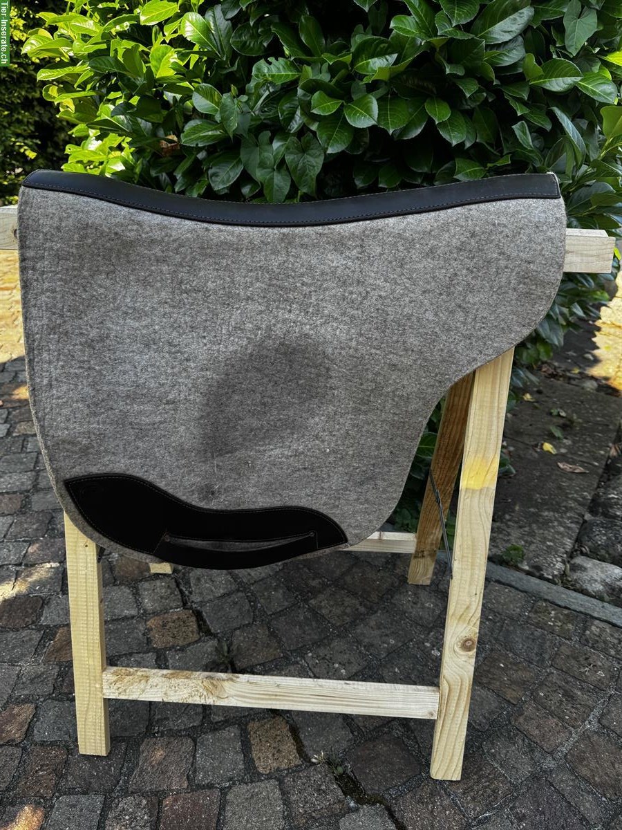 Bild 5: Barocksattel Ronda Deluxe 17.5 Zoll, Deuber & Partner