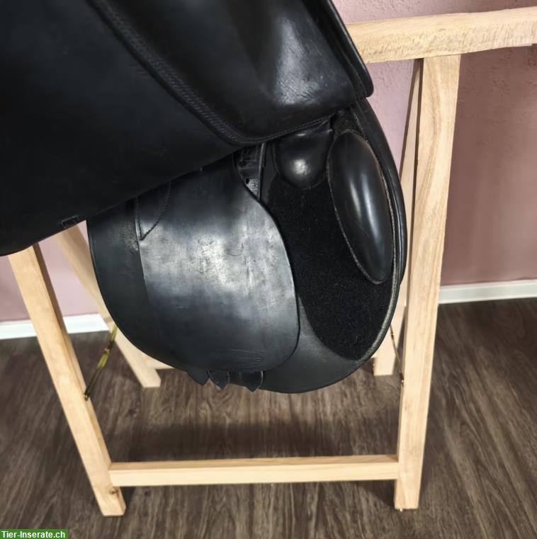 Bild 2: Equinomic VSD Dressursattel 17.5 Zoll