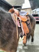 Westernsattel Freemax 16 Zoll, short, baumlos