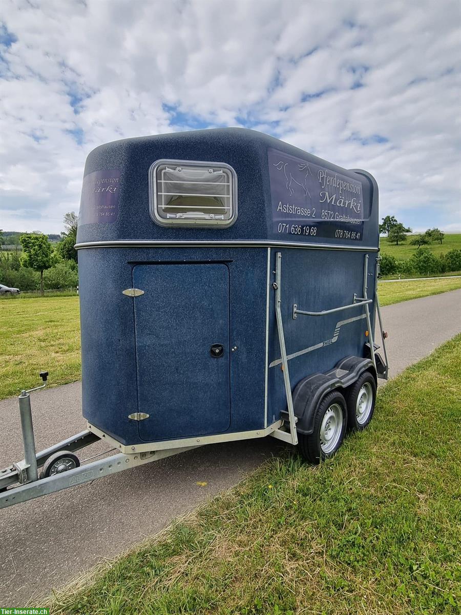 Thiel 2er Pferdeanhänger mit Sattelkammer ab MFK