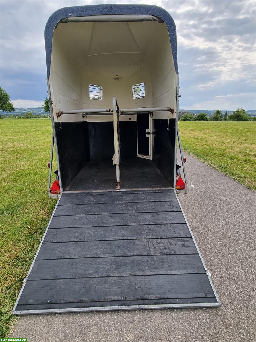 Bild 2: Thiel 2er Pferdeanhänger mit Sattelkammer ab MFK