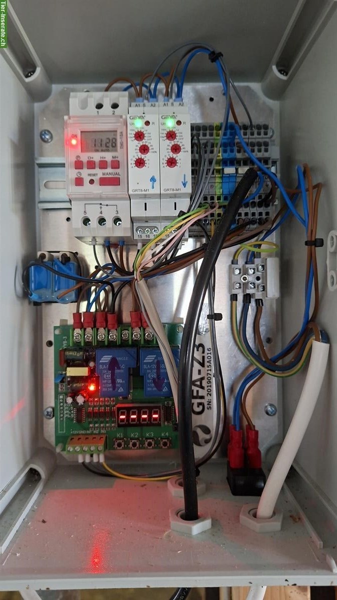 Bild 9: Pferde Heu-Fütterungsautomaten zu verkaufen