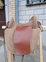 Hidalgo Sattel mit Lederbaum, verstellbaren Pauschen, top gepflegt