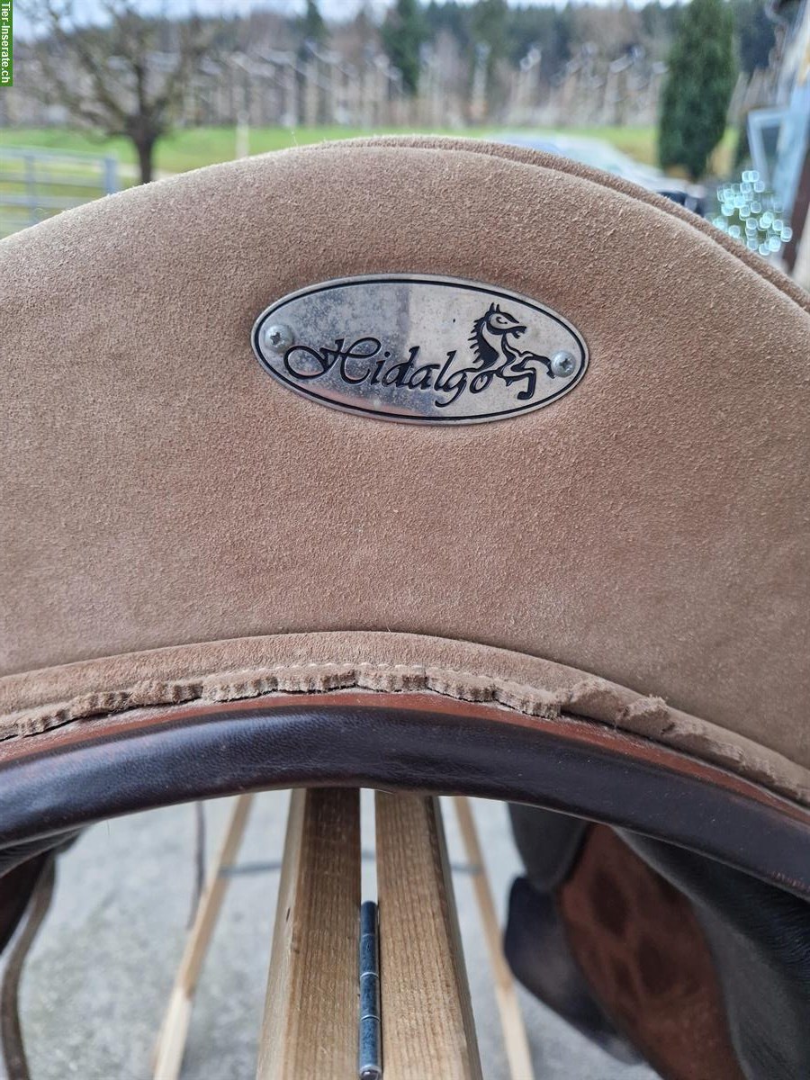 Bild 4: Hidalgo Sattel mit Lederbaum, verstellbaren Pauschen, top gepflegt